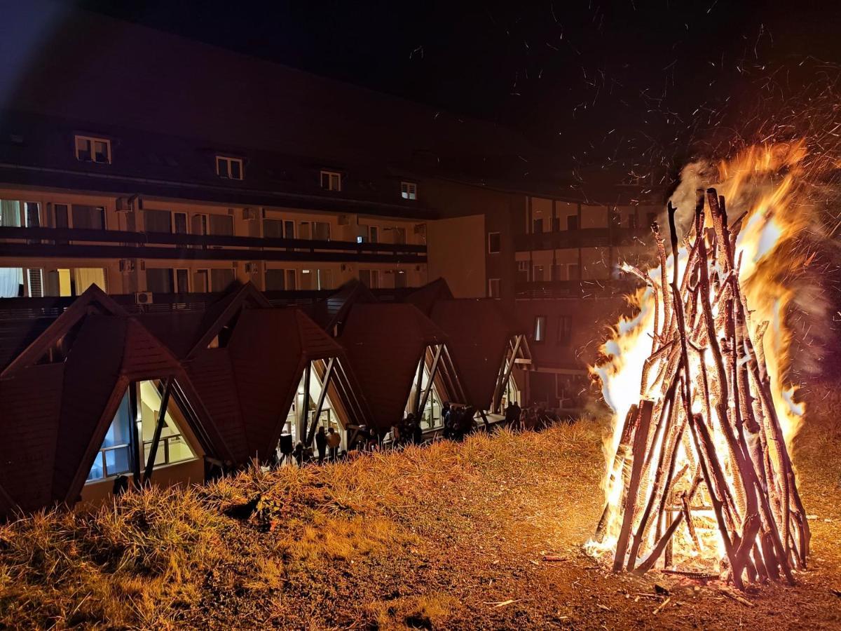 Hotel Ciucas BaileTusnad Eksteriør bilde