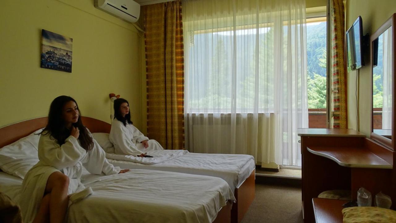 Hotel Ciucas BaileTusnad Eksteriør bilde